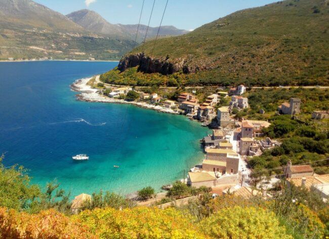 חוף פלופונסי