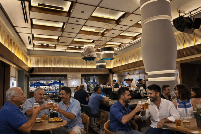 מהמקומות הכי כיפיים לבלות ואפילו לעבוד בהם בגליפדה. Opus