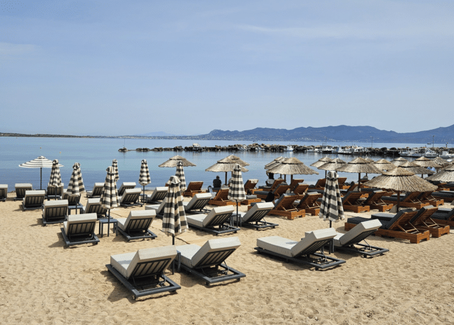 חוף באי אגיסטרי