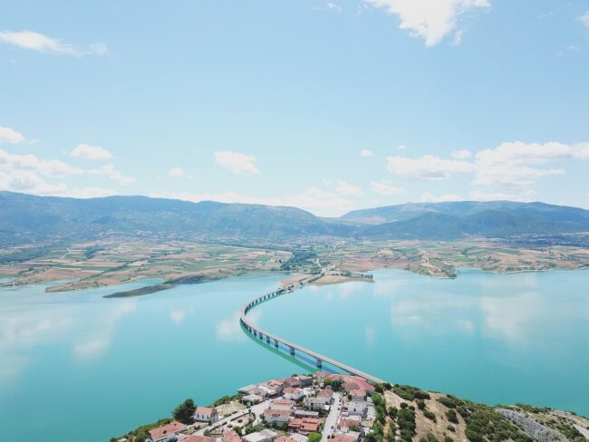 גשר פוליפיטוס (Polyfytos Bridge) ליד קוזאני